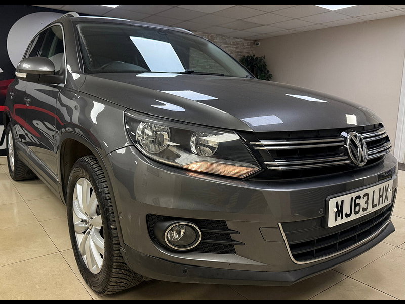 Volkswagen Tiguan 2.0 TDI BlueMotion Tech Match SUV 5dr Diesel DSG 4WD Euro 5 (s/s) (140 ps)