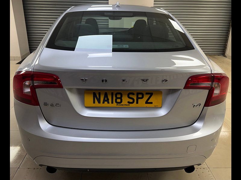 Volvo S60 2.0 T4 SE Nav Saloon 4dr Petrol Manual Euro 6 (s/s) (190 ps)