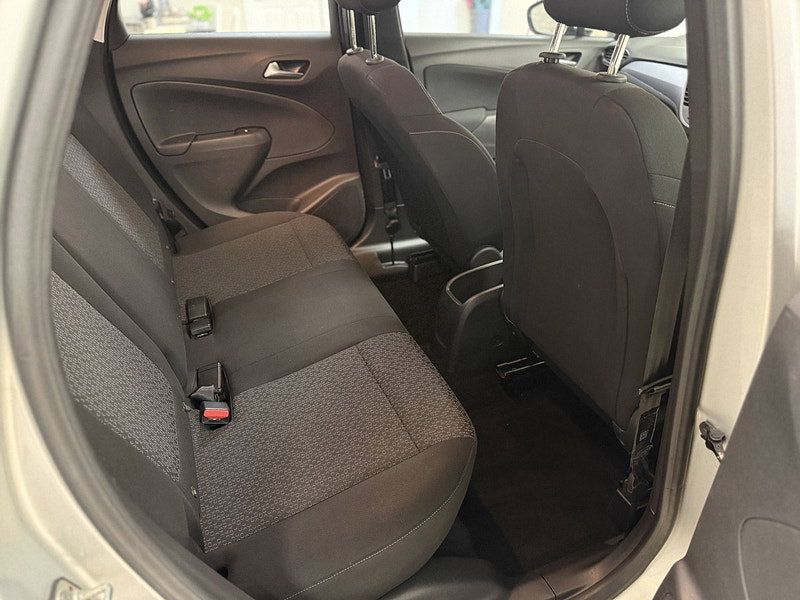 Vauxhall Crossland X 1.2 SE SUV 5dr Petrol Manual Euro 6 (83 ps)