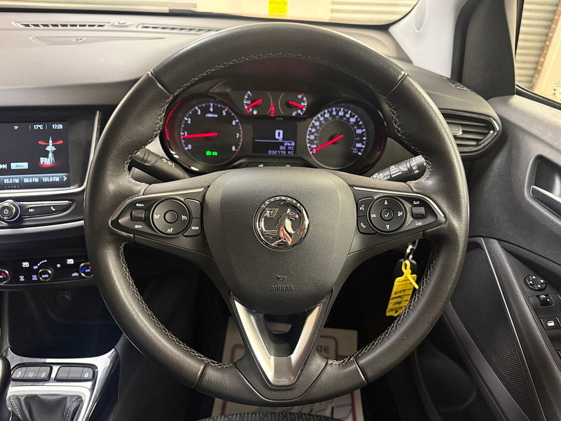 Vauxhall Crossland X 1.2 SE SUV 5dr Petrol Manual Euro 6 (83 ps)
