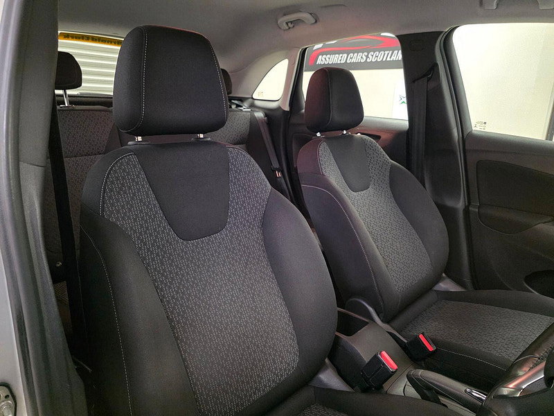 Vauxhall Crossland X 1.2 Turbo ecoTEC SE SUV 5dr Petrol Manual Euro 6 (s/s) (110 ps)