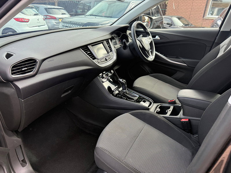 Vauxhall Grandland X 1.2 Turbo SE SUV 5dr Petrol Auto 8Spd Euro 6 (s/s) (130 ps)