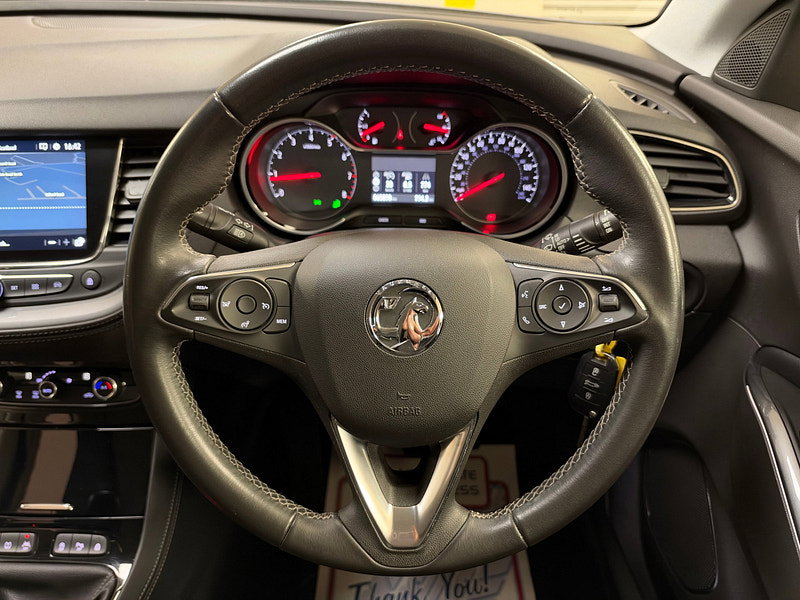 Vauxhall Grandland X 1.2 Turbo SRi Nav SUV 5dr Petrol Manual Euro 6 (s/s) (130 ps)