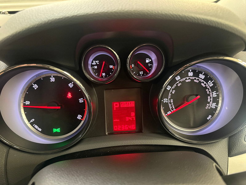 Vauxhall Mokka 1.7 CDTi SE SUV 5dr Diesel Auto 2WD Euro 5 (130 ps)
