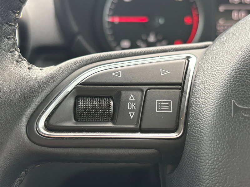 Audi A1 1.6 TDI Sport Sportback 5dr Diesel Manual Euro 5 (s/s) (105 ps)