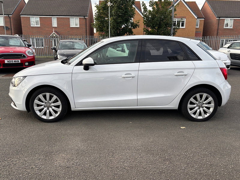 Audi A1 1.6 TDI Sport Sportback 5dr Diesel Manual Euro 5 (s/s) (105 ps)