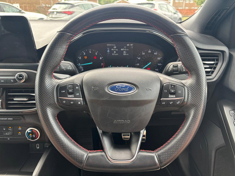 Ford Focus 1.0T EcoBoost ST-Line Hatchback 5dr Petrol Manual Euro 6 (s/s) (125 ps)