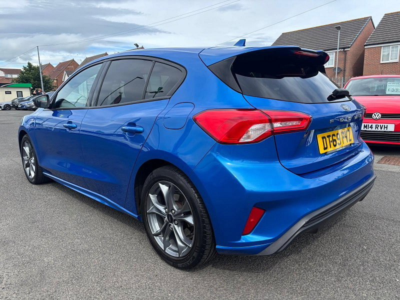 Ford Focus 1.0T EcoBoost ST-Line Hatchback 5dr Petrol Manual Euro 6 (s/s) (125 ps)