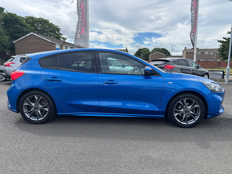 Ford Focus 1.0T EcoBoost ST-Line Hatchback 5dr Petrol Manual Euro 6 (s/s) (125 ps)