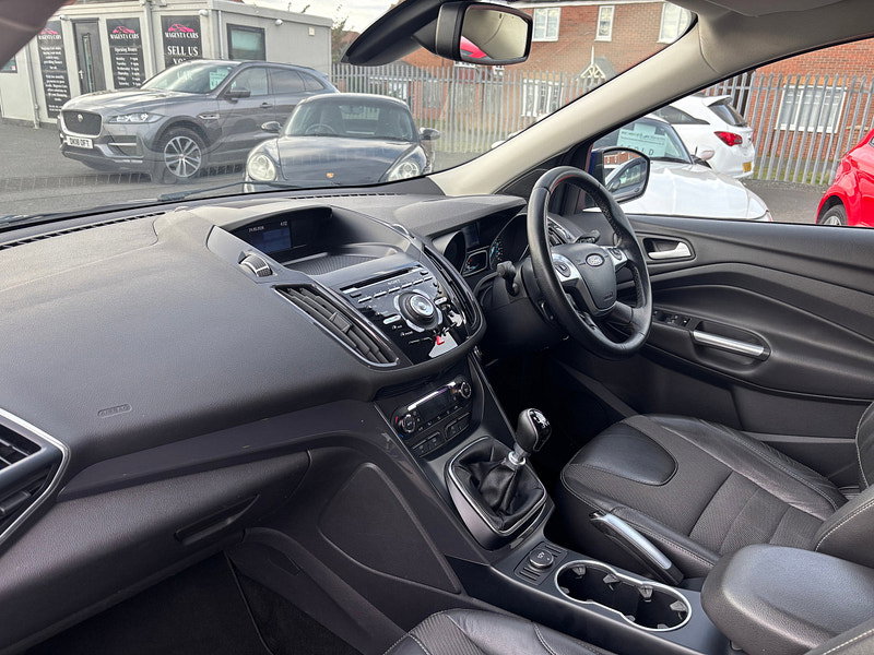 Ford Kuga 2.0 TDCi Titanium SUV 5dr Diesel Manual 2WD Euro 6 (s/s) (150 ps)