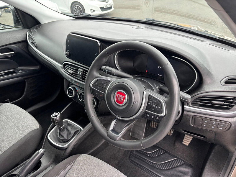 Fiat Tipo CROSS
