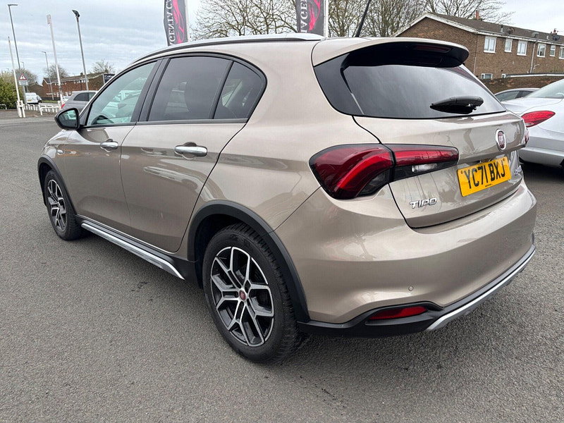 Fiat Tipo CROSS