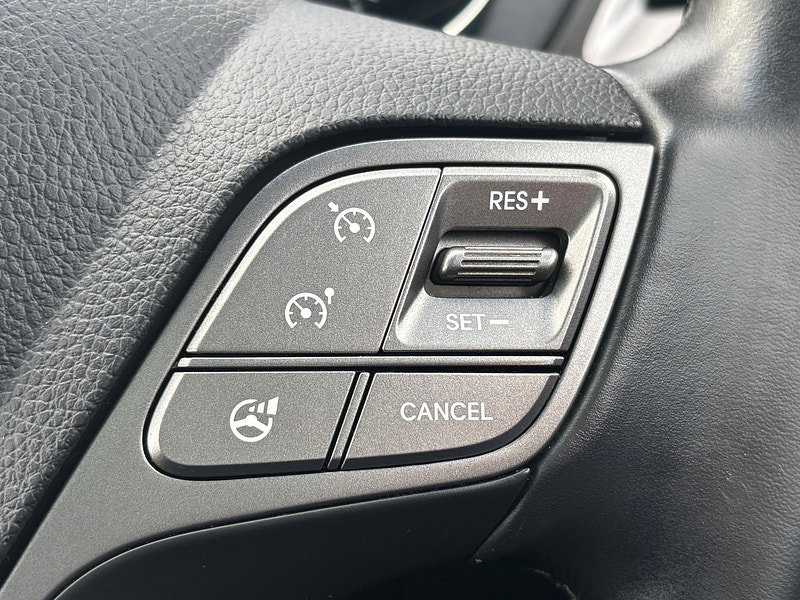 Hyundai Santa Fe 2.2 CRDi Premium SE SUV 5dr Diesel Auto 4WD Euro 5 (7 seat) (194 bhp)