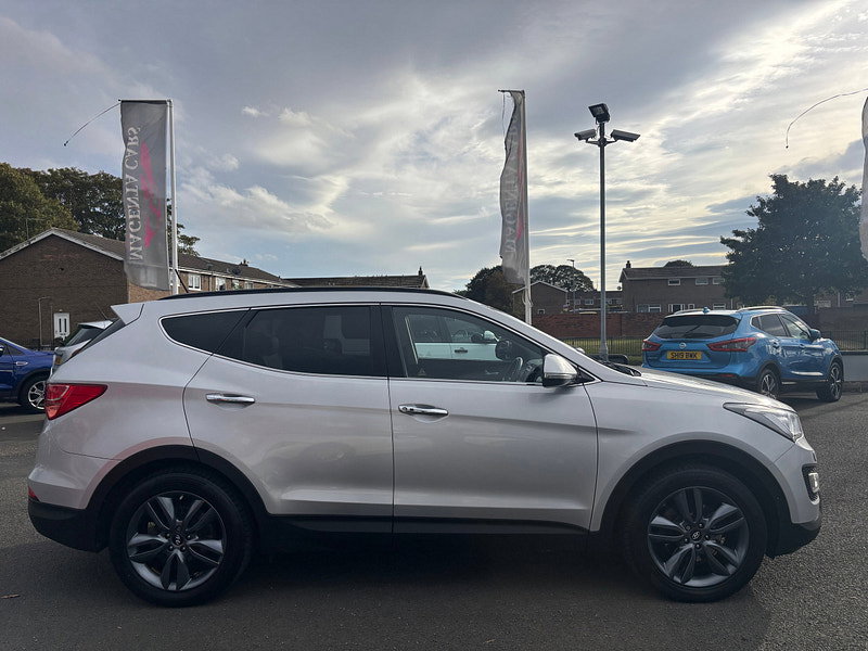 Hyundai Santa Fe 2.2 CRDi Premium SE SUV 5dr Diesel Auto 4WD Euro 5 (7 seat) (194 bhp)