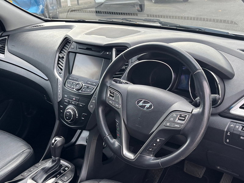 Hyundai Santa Fe 2.2 CRDi Premium SE SUV 5dr Diesel Auto 4WD Euro 5 (7 seat) (194 bhp)