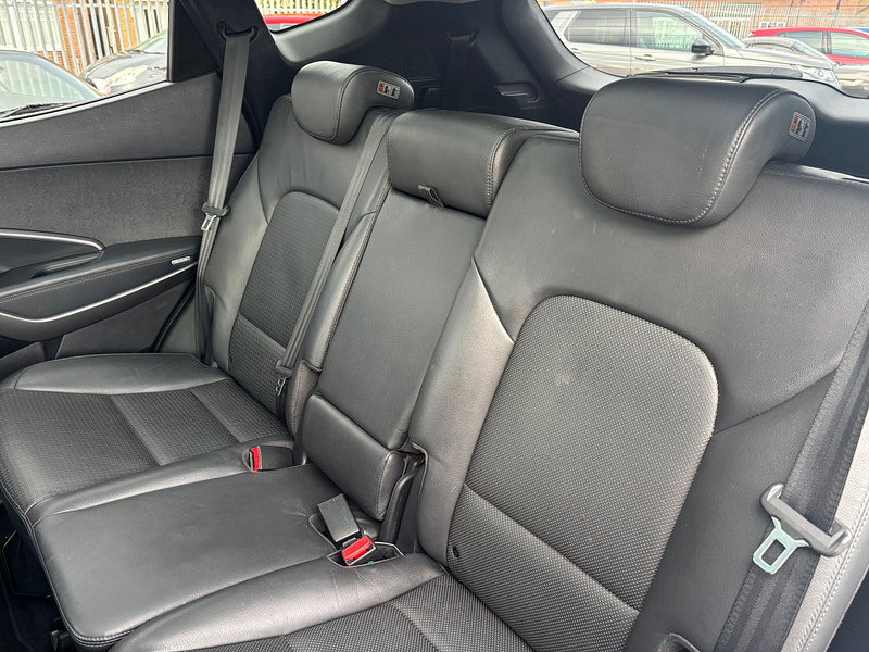 Hyundai Santa Fe 2.2 CRDi Premium SE SUV 5dr Diesel Auto 4WD Euro 5 (7 seat) (194 bhp)