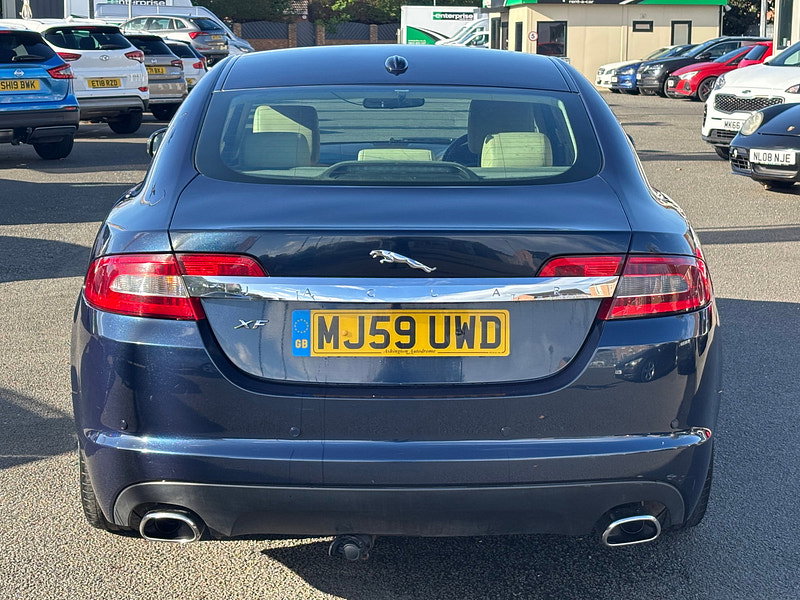 Jaguar XF 3.0d V6 Luxury Saloon 4dr Diesel Auto Euro 5 (240 ps)