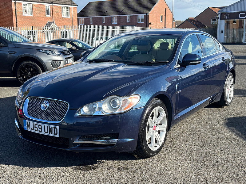 Jaguar XF 3.0d V6 Luxury Saloon 4dr Diesel Auto Euro 5 (240 ps)