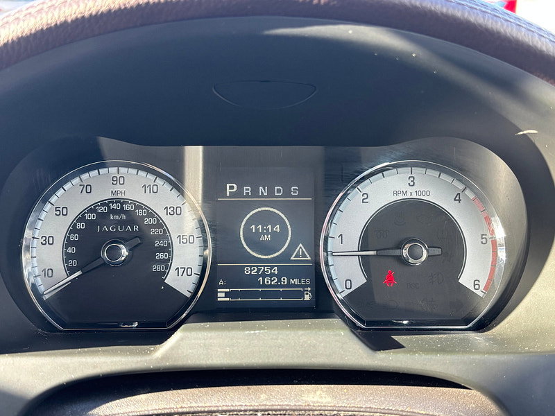 Jaguar XF 3.0d V6 Luxury Saloon 4dr Diesel Auto Euro 5 (240 ps)