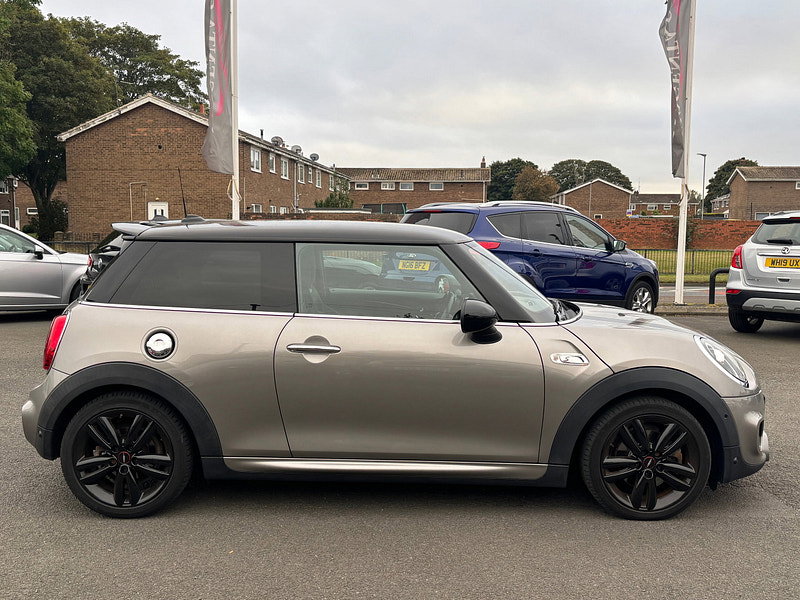 MINI Hatch 2.0 Cooper S Sport Hatchback 3dr Petrol Manual Euro 6 (s/s) (192 ps)