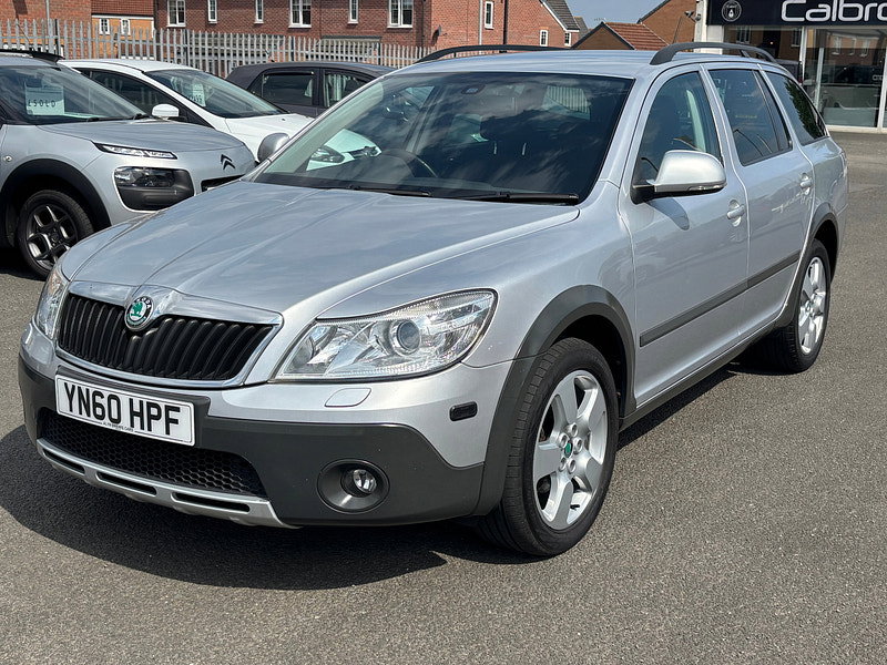 Skoda Octavia 2.0 TDI Scout Estate 5dr Diesel Manual 4WD Euro 5 (140 ps)