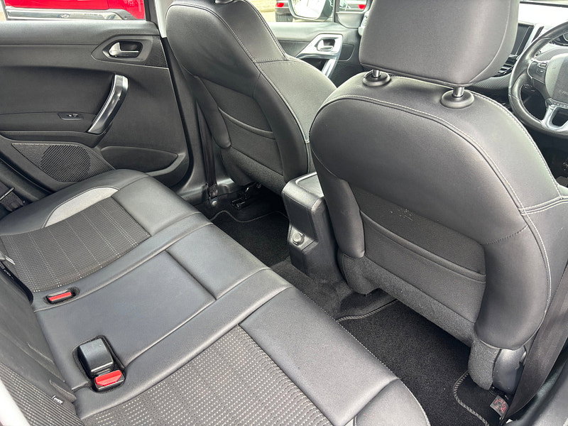 Peugeot 2008 1.6 e-HDi Allure SUV 5dr Diesel Manual Euro 5 (s/s) (115 ps)