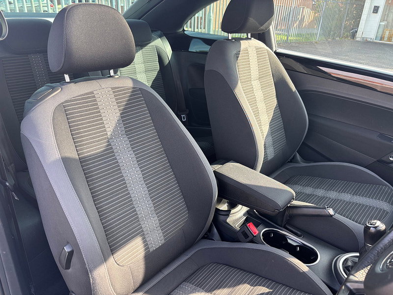 Volkswagen Beetle 2.0 TSI BlueMotion Tech Turbo Silver Hatchback 3dr Petrol Manual Euro 6 (s/s) (220 ps)