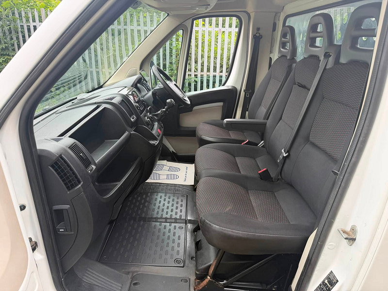 Citroen Relay 2.0 BlueHDi 35 Plus Ready To Run Dropside 2dr Diesel Manual L3 Euro 6 (160 ps)