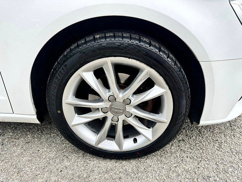 Audi A3 1.5 TFSI CoD SE Technik Sportback 5dr Petrol Manual Euro 6 (s/s) (150 ps)