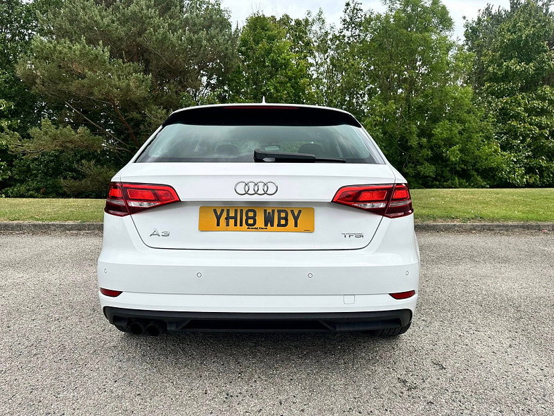 Audi A3 1.5 TFSI CoD SE Technik Sportback 5dr Petrol Manual Euro 6 (s/s) (150 ps)