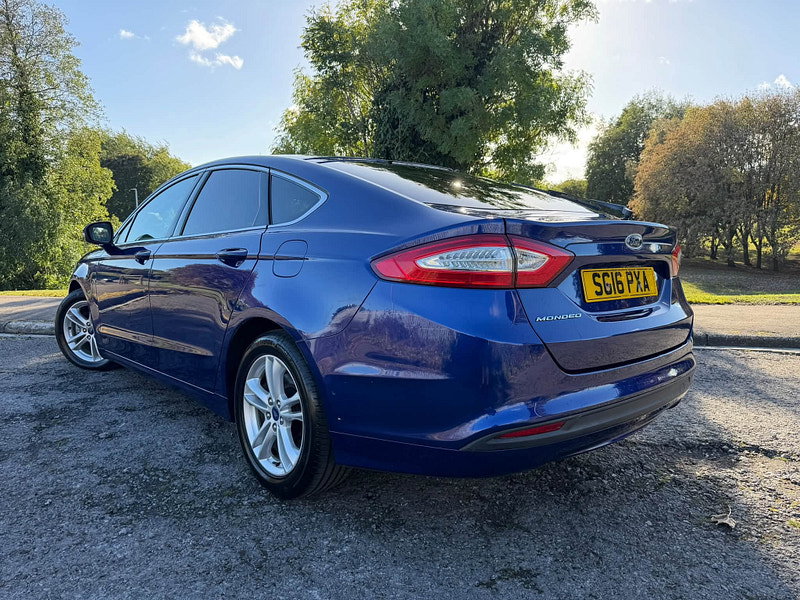 Ford Mondeo 2.0 TDCi Zetec Hatchback 5dr Diesel Manual Euro 6 (s/s) (150 ps)