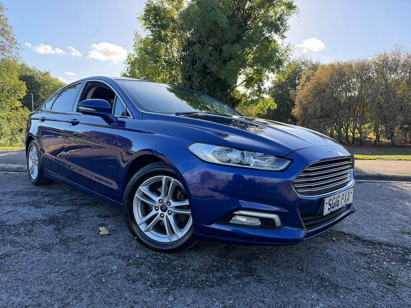 Ford Mondeo 2.0 TDCi Zetec Hatchback 5dr Diesel Manual Euro 6 (s/s) (150 ps)