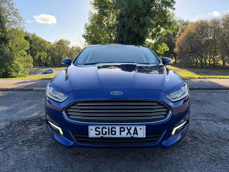 Ford Mondeo 2.0 TDCi Zetec Hatchback 5dr Diesel Manual Euro 6 (s/s) (150 ps)