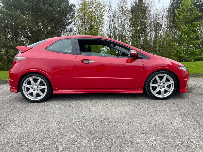 Honda Civic 2.0 i-VTEC Type R GT Hatchback 3dr Petrol Manual (215 g/km, 197 bhp)