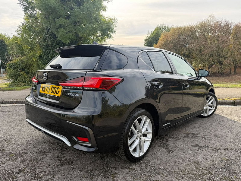 Lexus CT 1.8 200h Hatchback 5dr Petrol Hybrid E-CVT Euro 6 (s/s) (136 ps)