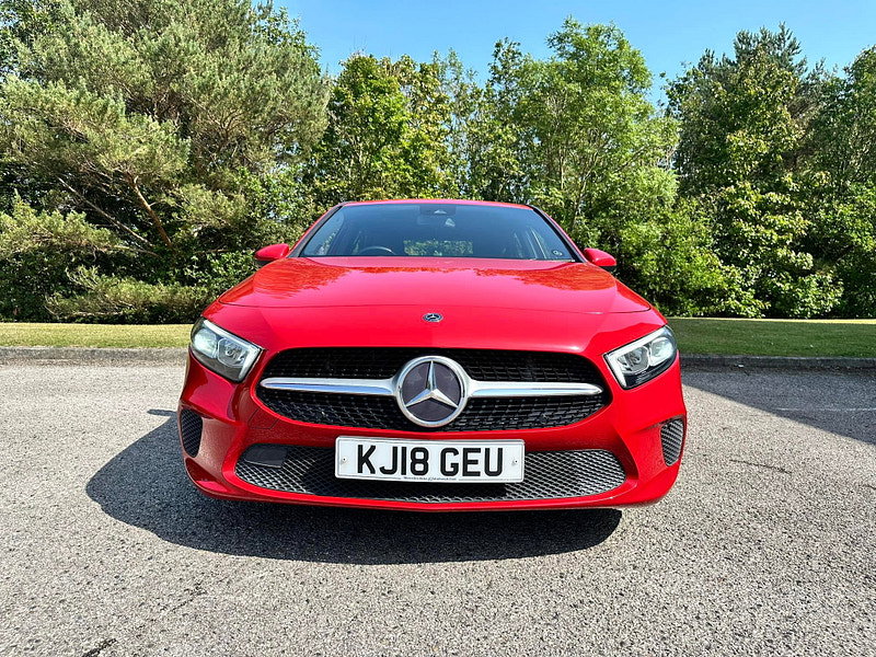 Mercedes-Benz A Class 1.5 A180d Sport Hatchback 5dr Diesel 7G-DCT Euro 6 (s/s) (116 ps)