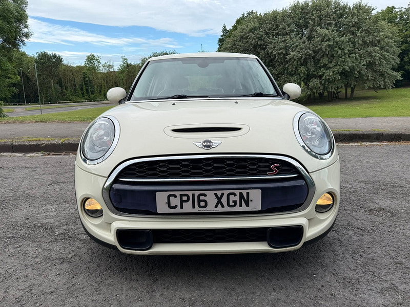 MINI Hatch 2.0 Cooper SD Hatchback 5dr Diesel Manual Euro 6 (s/s) (170 ps)