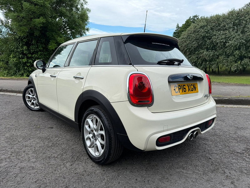 MINI Hatch 2.0 Cooper SD Hatchback 5dr Diesel Manual Euro 6 (s/s) (170 ps)