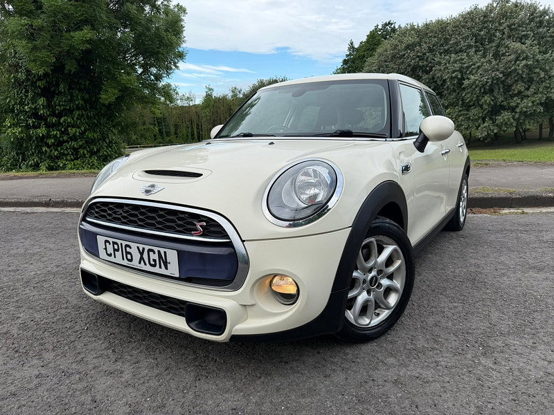 MINI Hatch 2.0 Cooper SD Hatchback 5dr Diesel Manual Euro 6 (s/s) (170 ps)