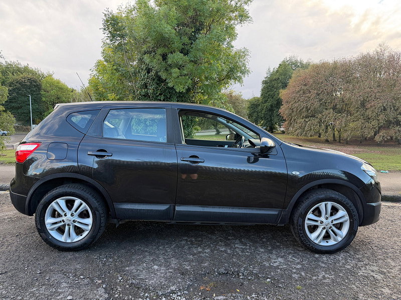 Nissan Qashqai 1.5 dCi Acenta SUV 5dr Diesel Manual 2WD Euro 4 (106 ps)