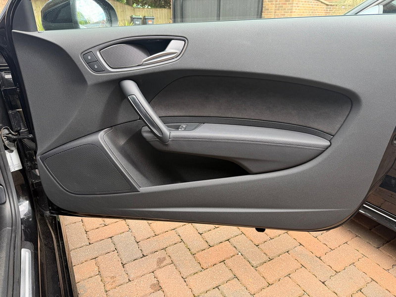 Audi A1 1.4 TFSI CoD Black Edition Hatchback 3dr Petrol S Tronic Euro 6 (s/s) (Nav) (150 ps)