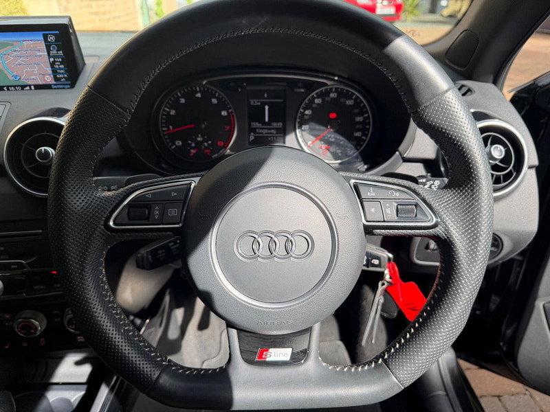 Audi A1 1.4 TFSI CoD Black Edition Hatchback 3dr Petrol S Tronic Euro 6 (s/s) (Nav) (150 ps)