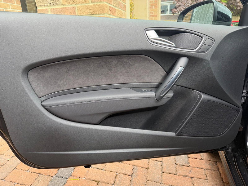 Audi A1 1.4 TFSI CoD Black Edition Hatchback 3dr Petrol S Tronic Euro 6 (s/s) (Nav) (150 ps)