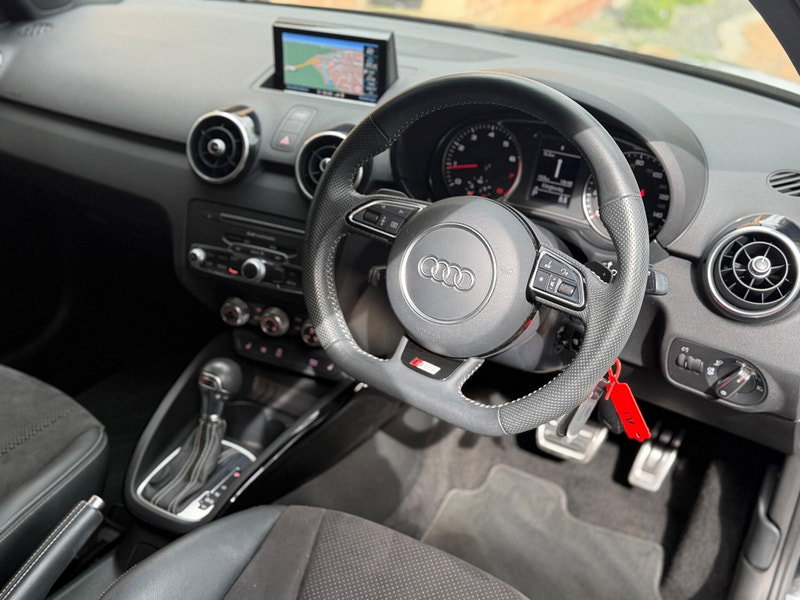 Audi A1 1.4 TFSI CoD Black Edition Hatchback 3dr Petrol S Tronic Euro 6 (s/s) (Nav) (150 ps)