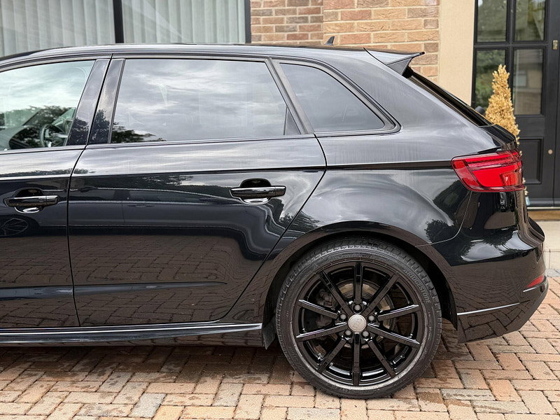Audi A3 1.5 TFSI CoD 35 Black Edition Sportback S Tronic Euro 6 (s/s) 5dr