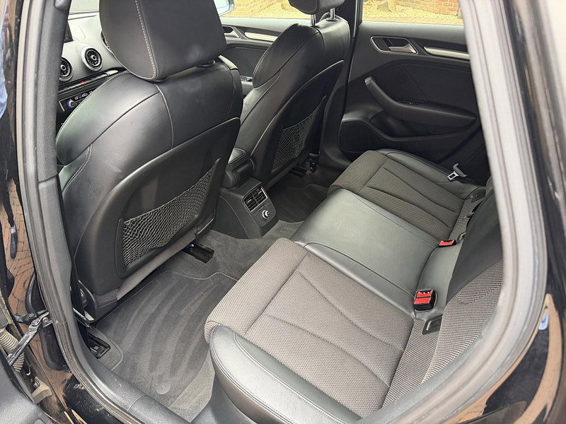 Audi A3 1.5 TFSI CoD 35 Black Edition Sportback S Tronic Euro 6 (s/s) 5dr