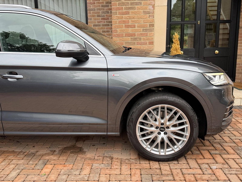 Audi Q5 2.0 TDI 40 S line S Tronic quattro Euro 6 (s/s) 5dr