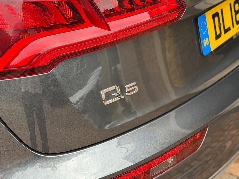 Audi Q5 2.0 TDI 40 S line S Tronic quattro Euro 6 (s/s) 5dr