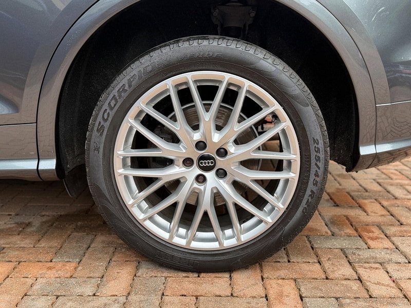 Audi Q5 2.0 TDI 40 S line S Tronic quattro Euro 6 (s/s) 5dr