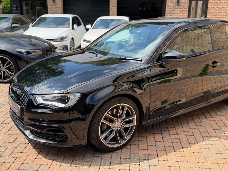Audi S3 2.0 TFSI Hatchback 3dr Petrol S Tronic quattro Euro 6 (s/s) (Nav) (300 ps)